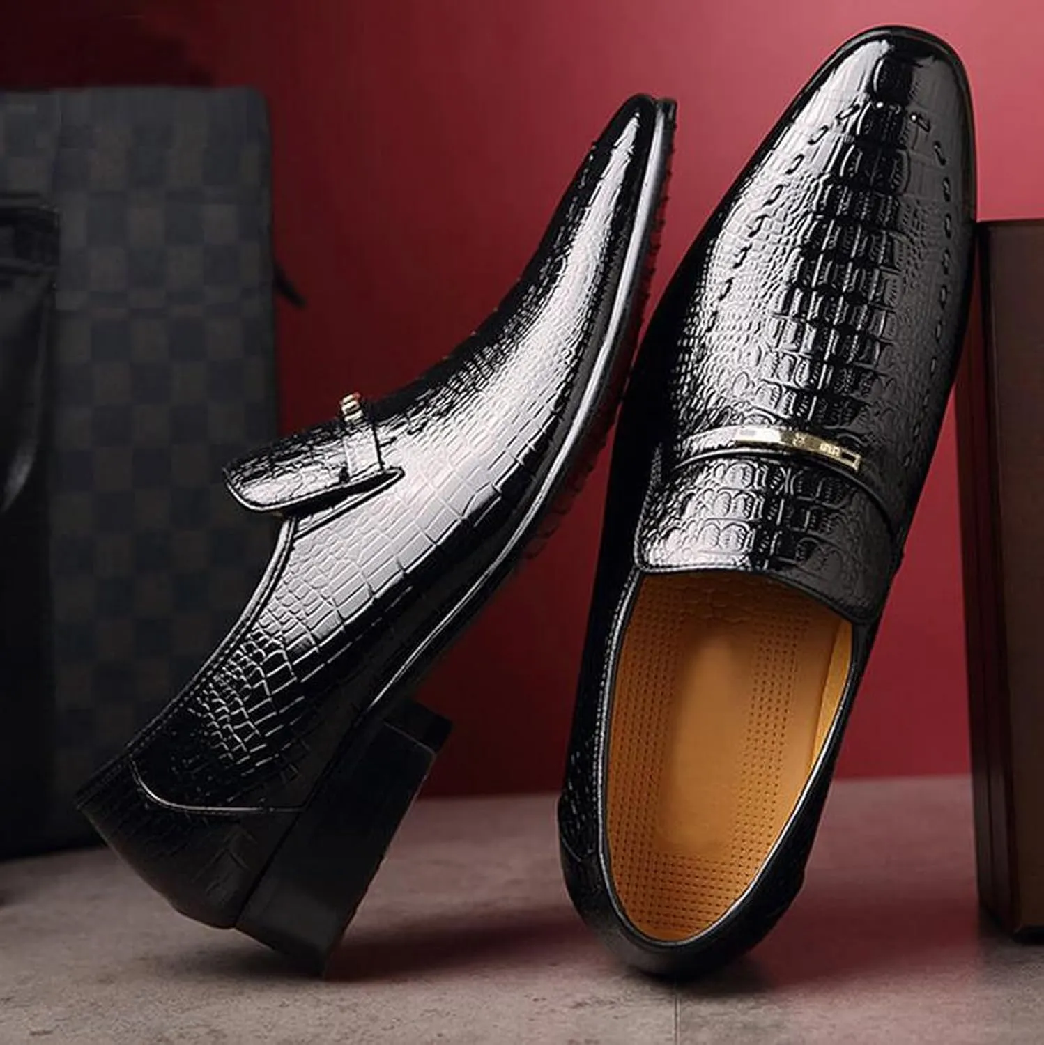 ADMLZQQ Men's Dress Tuxedo Formal Shoes Slip-on Classic Patent Leather Loafers
