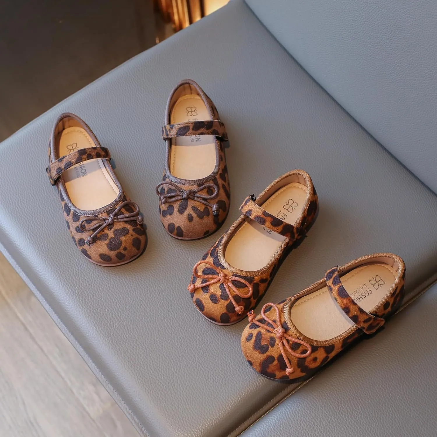 Children's Boat Shoes – Slip-On Loafers with Bow Tie and Leopard Pattern, Comfortable Closed Toe Flats for Fall 2025